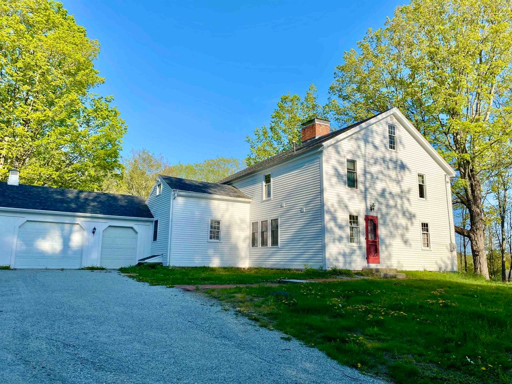 Photo of 867 Quaker Street, Henniker, NH 03242 (MLS # 5039642)