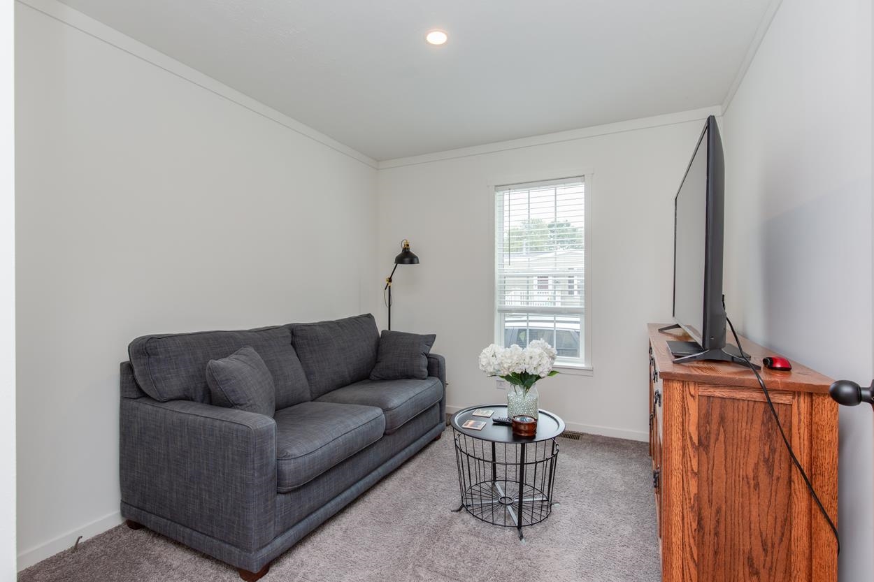 Concord, New Hampshire 03303, United States, 3 Bedrooms Bedrooms, ,2 BathroomsBathrooms,Residential,Active,195880