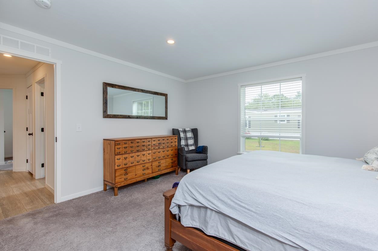 Concord, New Hampshire 03303, United States, 3 Bedrooms Bedrooms, ,2 BathroomsBathrooms,Residential,Active,195880