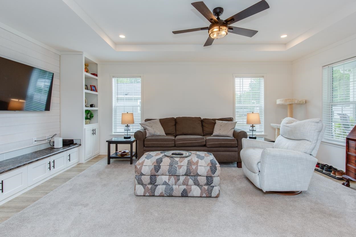 Concord, New Hampshire 03303, United States, 3 Bedrooms Bedrooms, ,2 BathroomsBathrooms,Residential,Active,195880