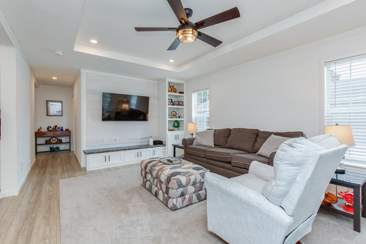 Concord, New Hampshire 03303, United States, 3 Bedrooms Bedrooms, ,2 BathroomsBathrooms,Residential,Active,195880