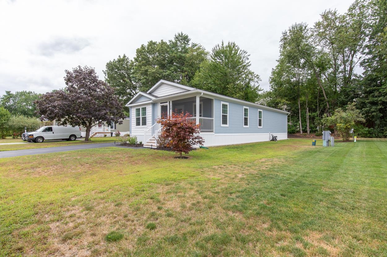 Concord, New Hampshire 03303, United States, 3 Bedrooms Bedrooms, ,2 BathroomsBathrooms,Residential,Active,195880