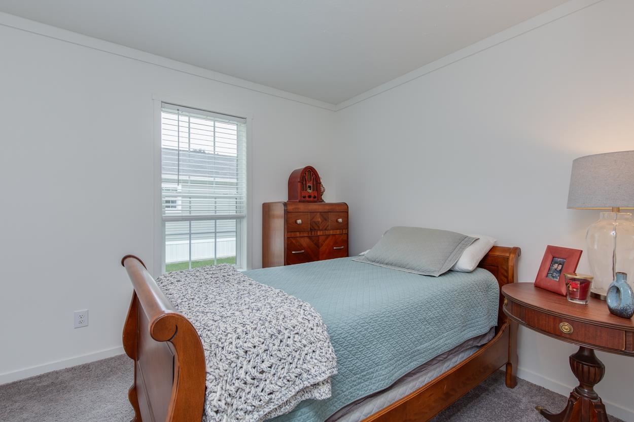 Concord, New Hampshire 03303, United States, 3 Bedrooms Bedrooms, ,2 BathroomsBathrooms,Residential,Active,195880