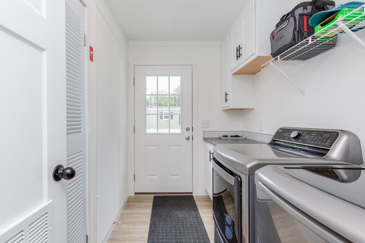 Concord, New Hampshire 03303, United States, 3 Bedrooms Bedrooms, ,2 BathroomsBathrooms,Residential,Active,195880