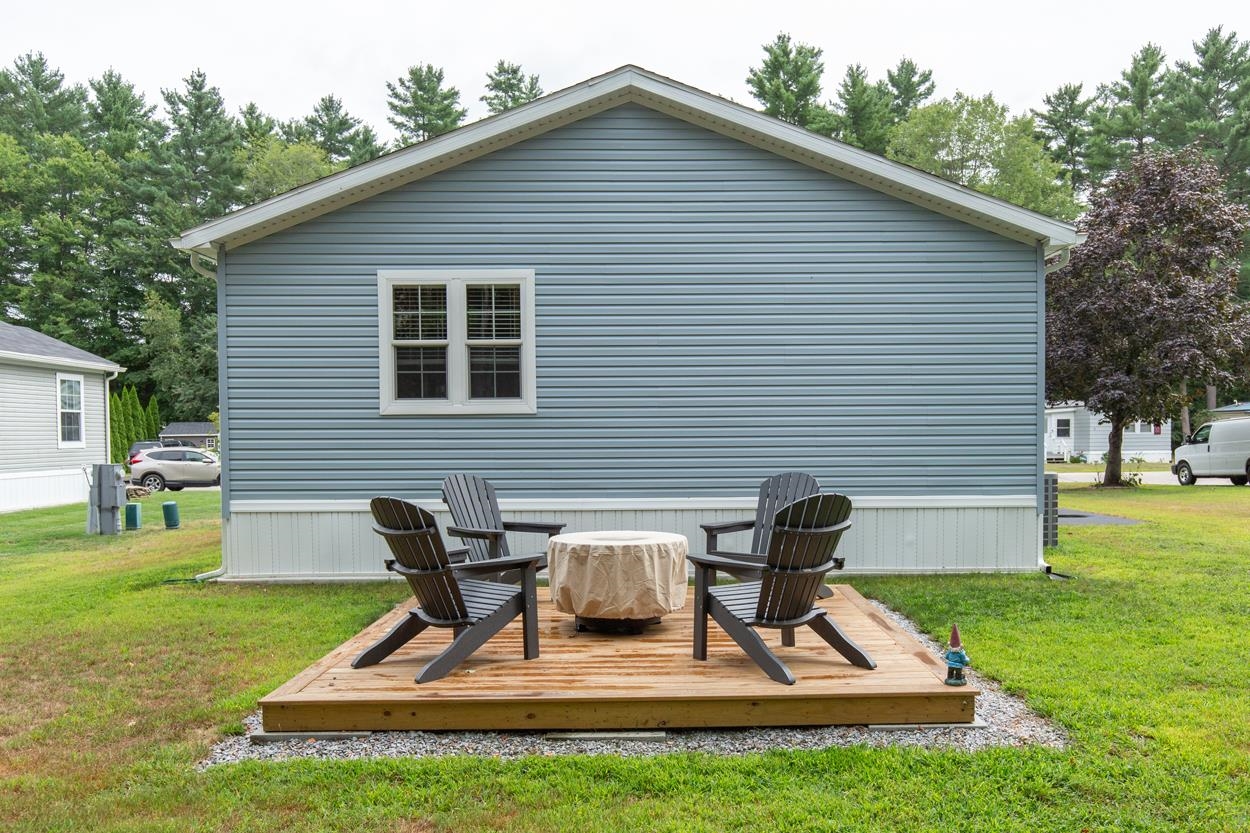 Concord, New Hampshire 03303, United States, 3 Bedrooms Bedrooms, ,2 BathroomsBathrooms,Residential,Active,195880