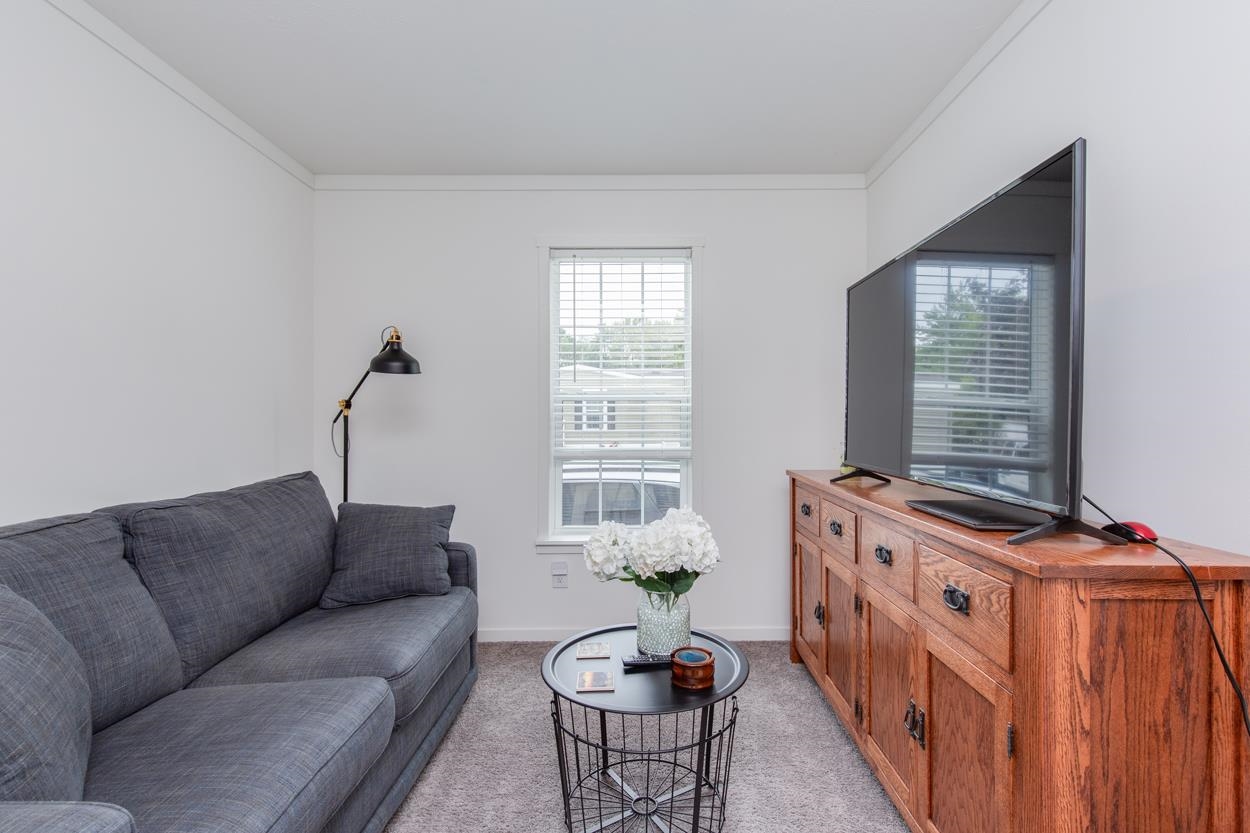 Concord, New Hampshire 03303, United States, 3 Bedrooms Bedrooms, ,2 BathroomsBathrooms,Residential,Active,195880