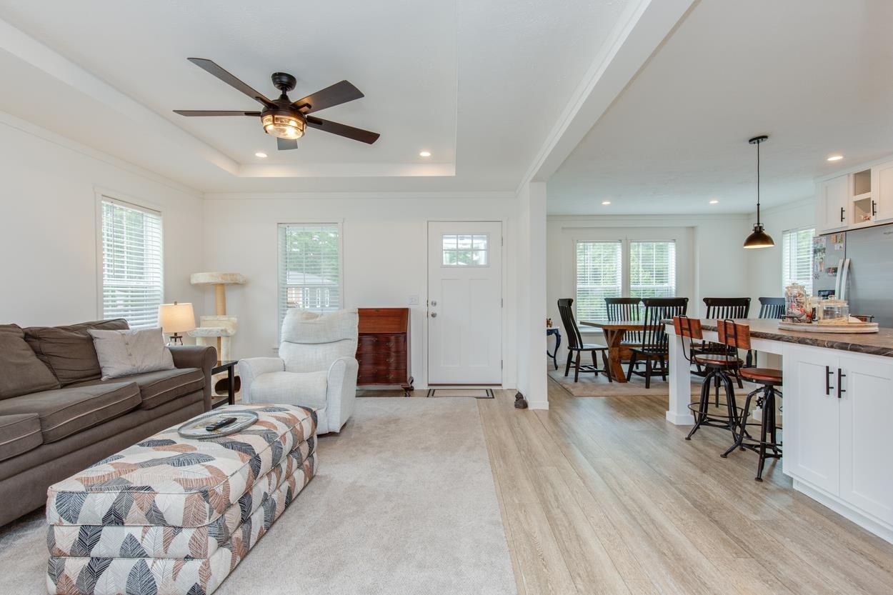 Concord, New Hampshire 03303, United States, 3 Bedrooms Bedrooms, ,2 BathroomsBathrooms,Residential,Active,195880