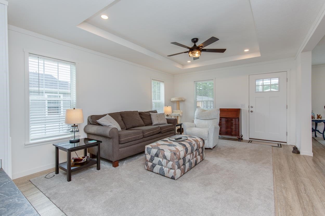 Concord, New Hampshire 03303, United States, 3 Bedrooms Bedrooms, ,2 BathroomsBathrooms,Residential,Active,195880