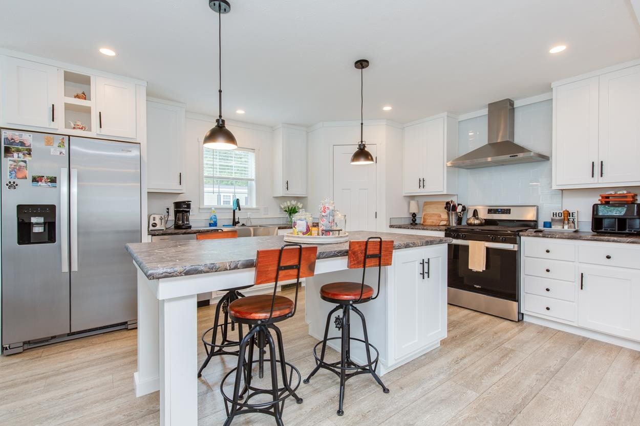 Concord, New Hampshire 03303, United States, 3 Bedrooms Bedrooms, ,2 BathroomsBathrooms,Residential,Active,195880