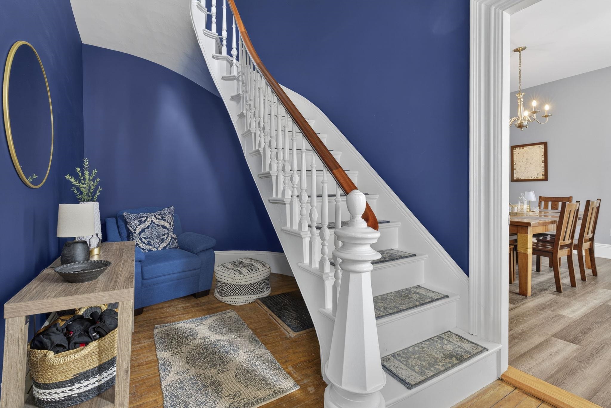11 W Concord Street