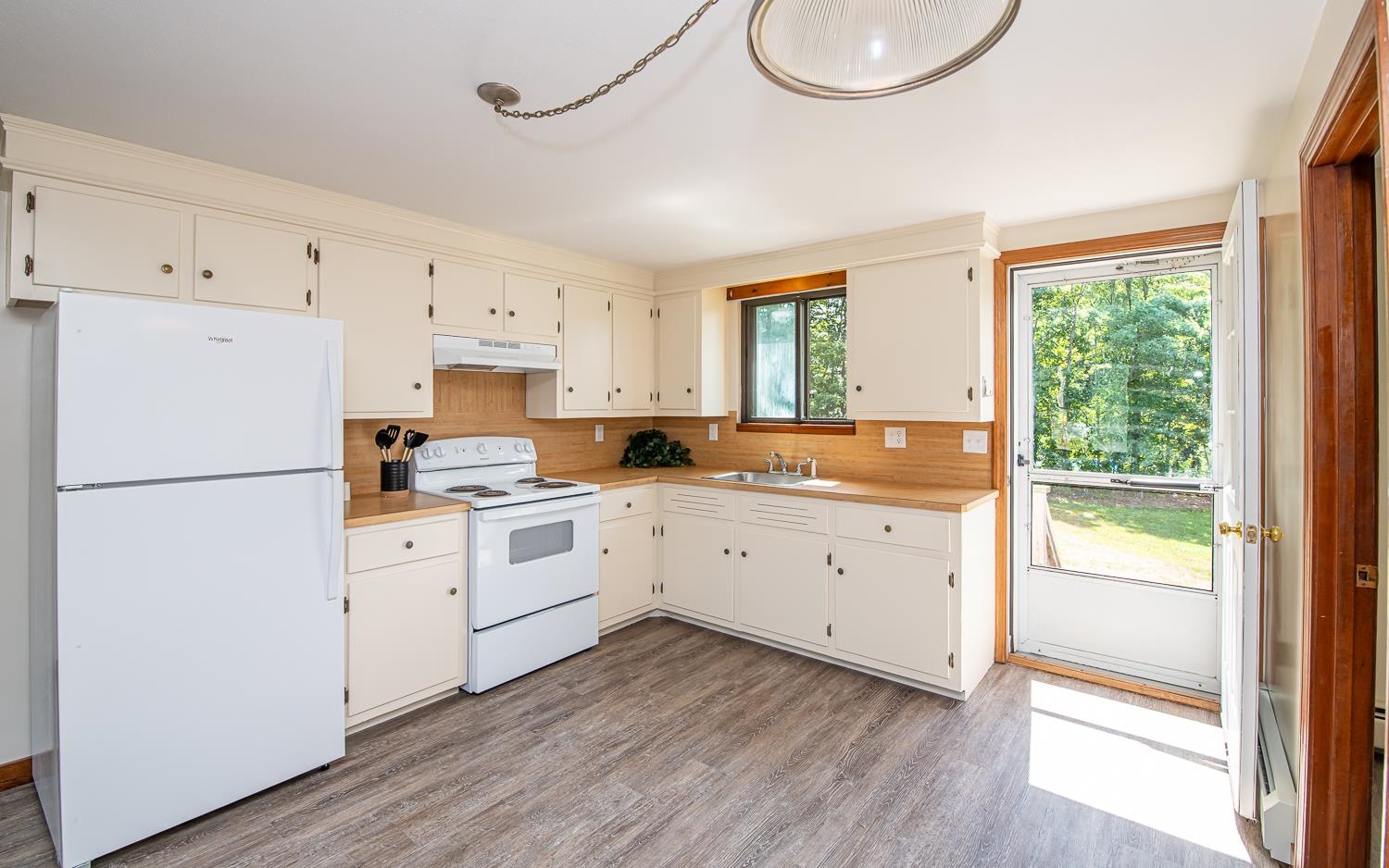 6 Johnson Meadow Road A & B