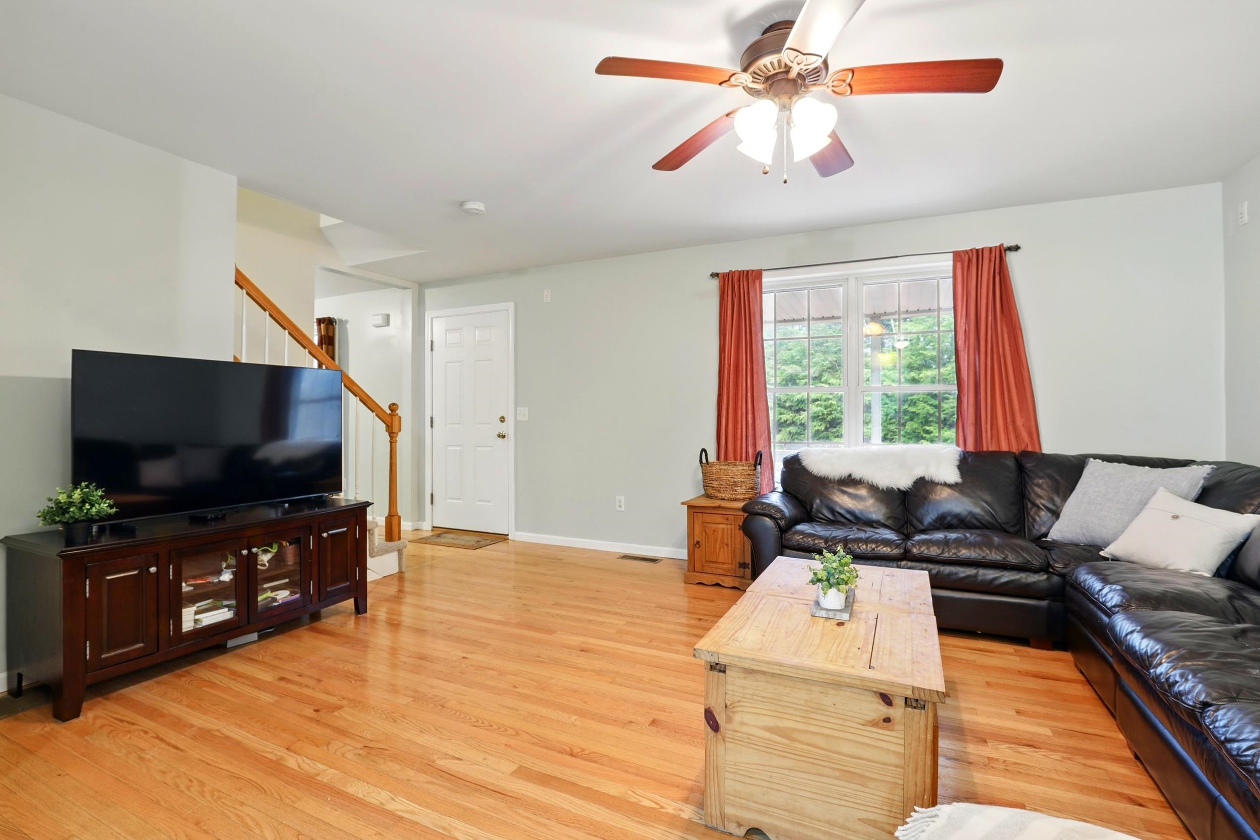 13 Sky Farm Road