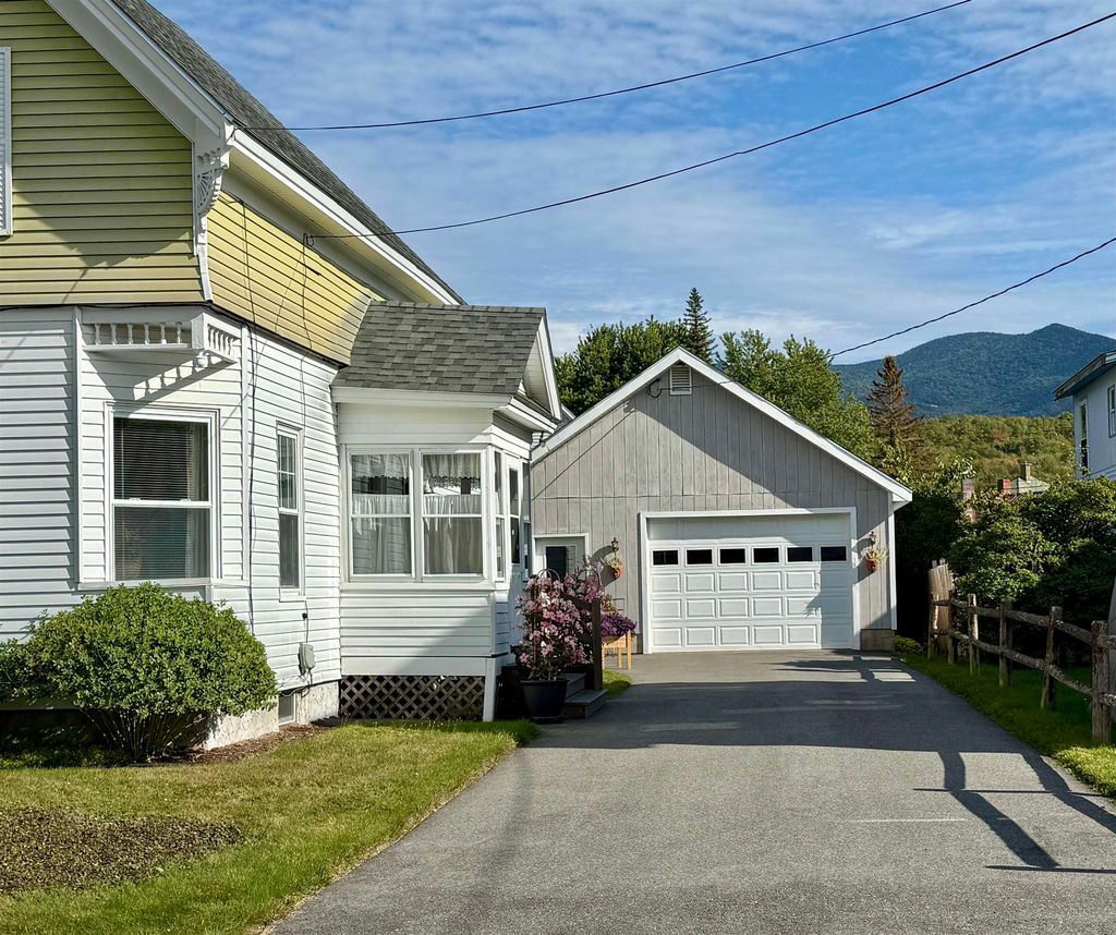 Photo of 15 Rich Street, Northumberland, NH 03582 (MLS # 5061876)