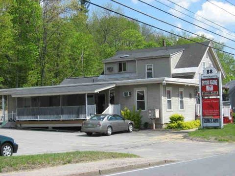 88 NORTH BROADWAY Salem NH 03079