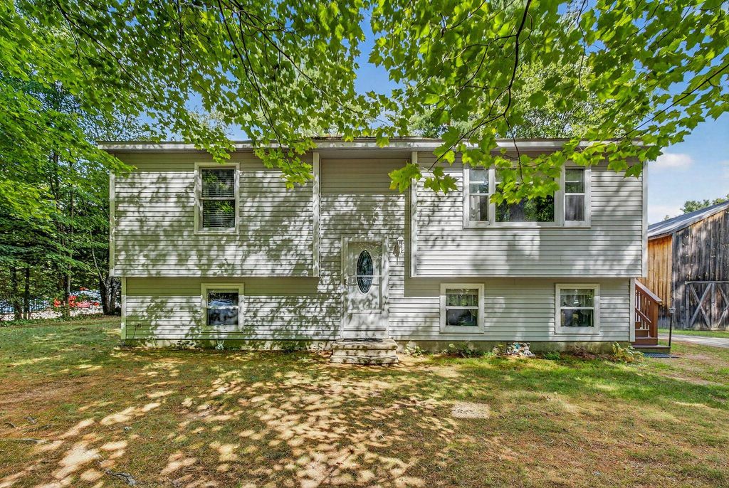 Photo of 346 Spring Street, Hopkinton, NH 03229 (MLS # 5059342)