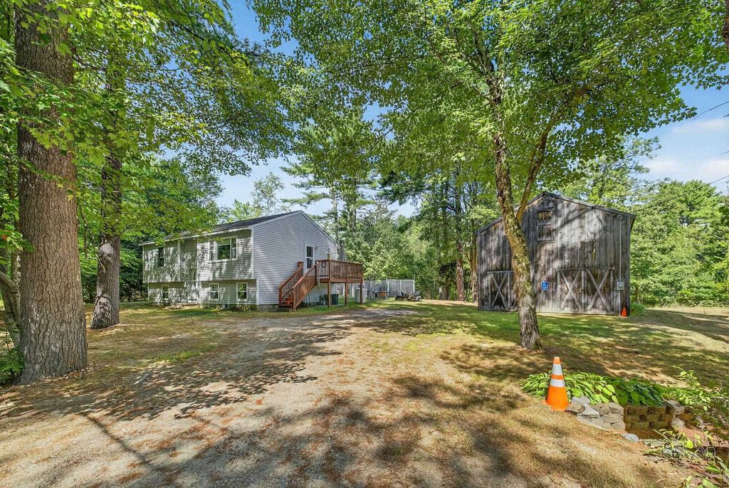 Photo of 346 Spring Street, Hopkinton, NH 03229 (MLS # 5059342)