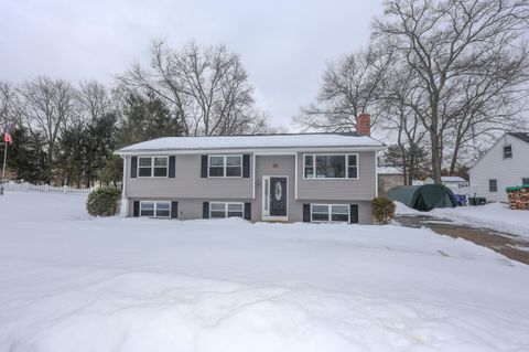 20 Nightingale Road Nashua NH 03062