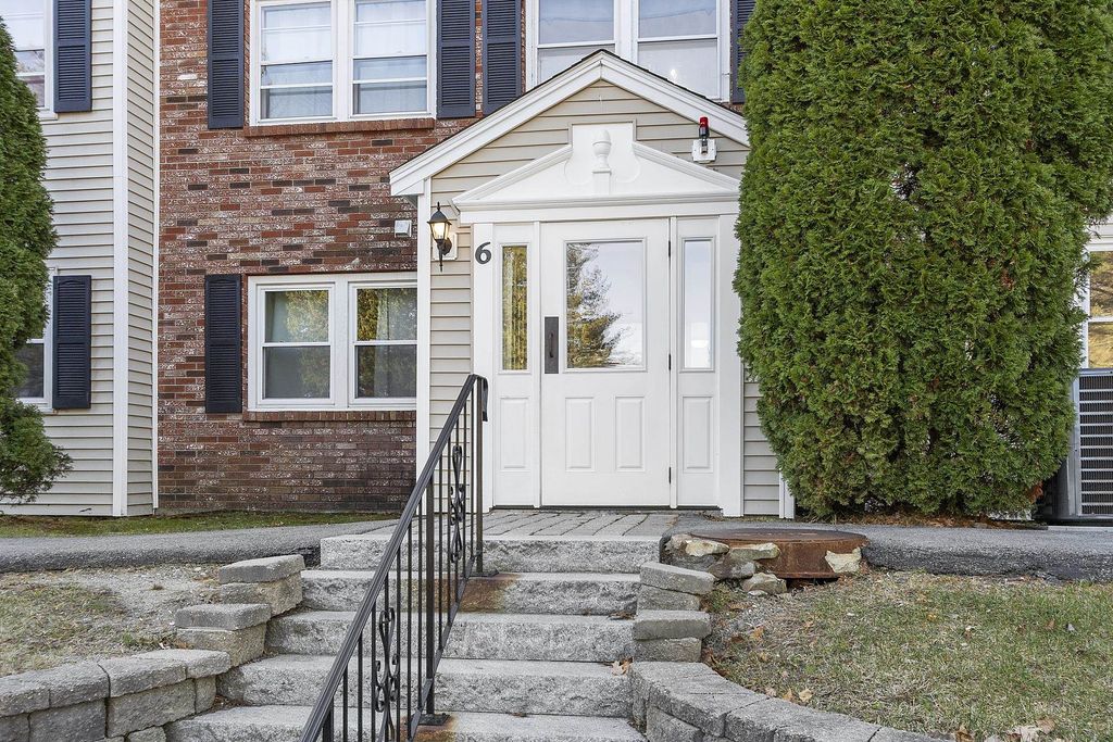 Photo of 6 Heritage Village Drive #606, Nashua, NH 03062 (MLS # 5070202)