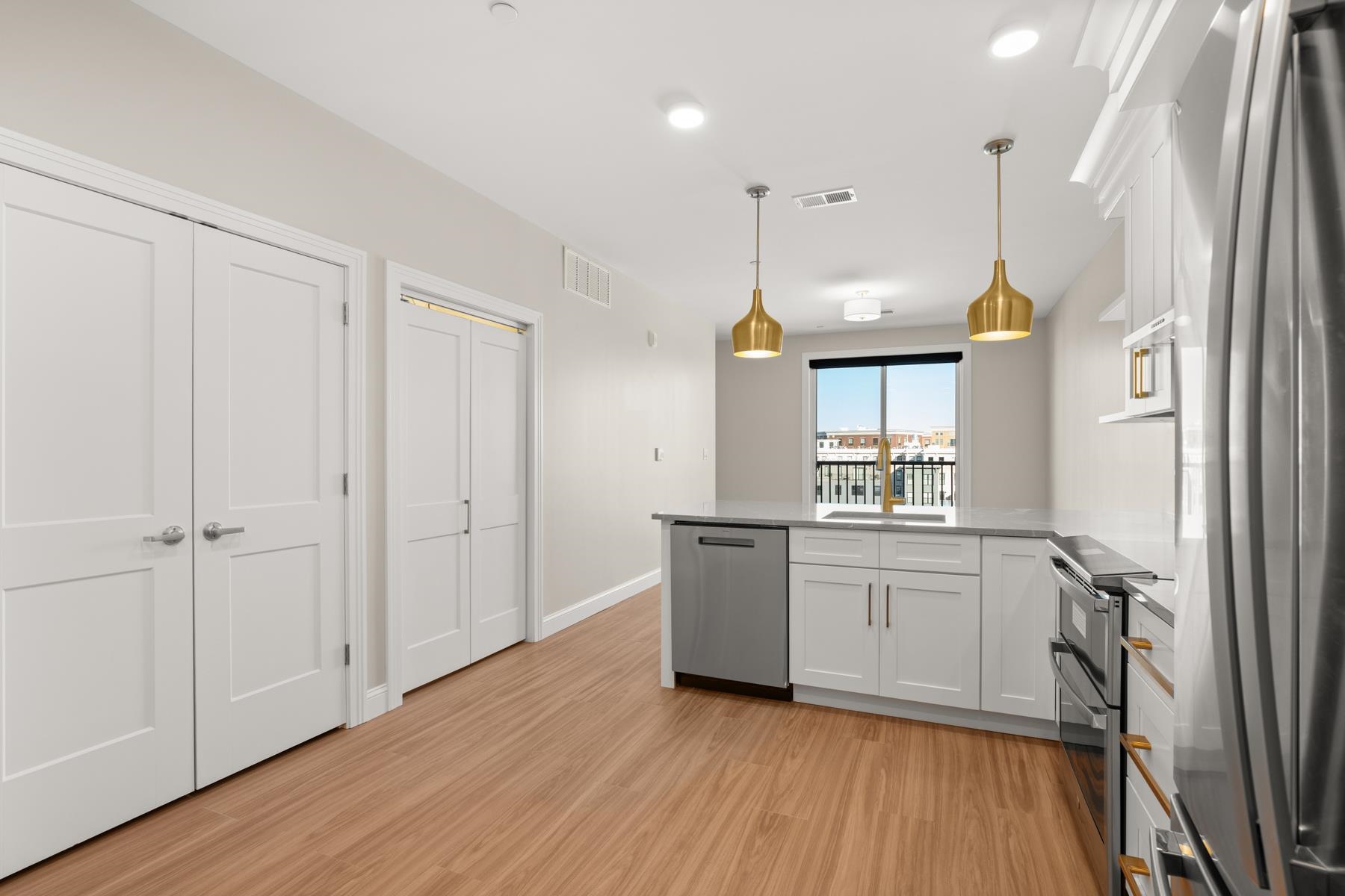 99 Foundry Place 412