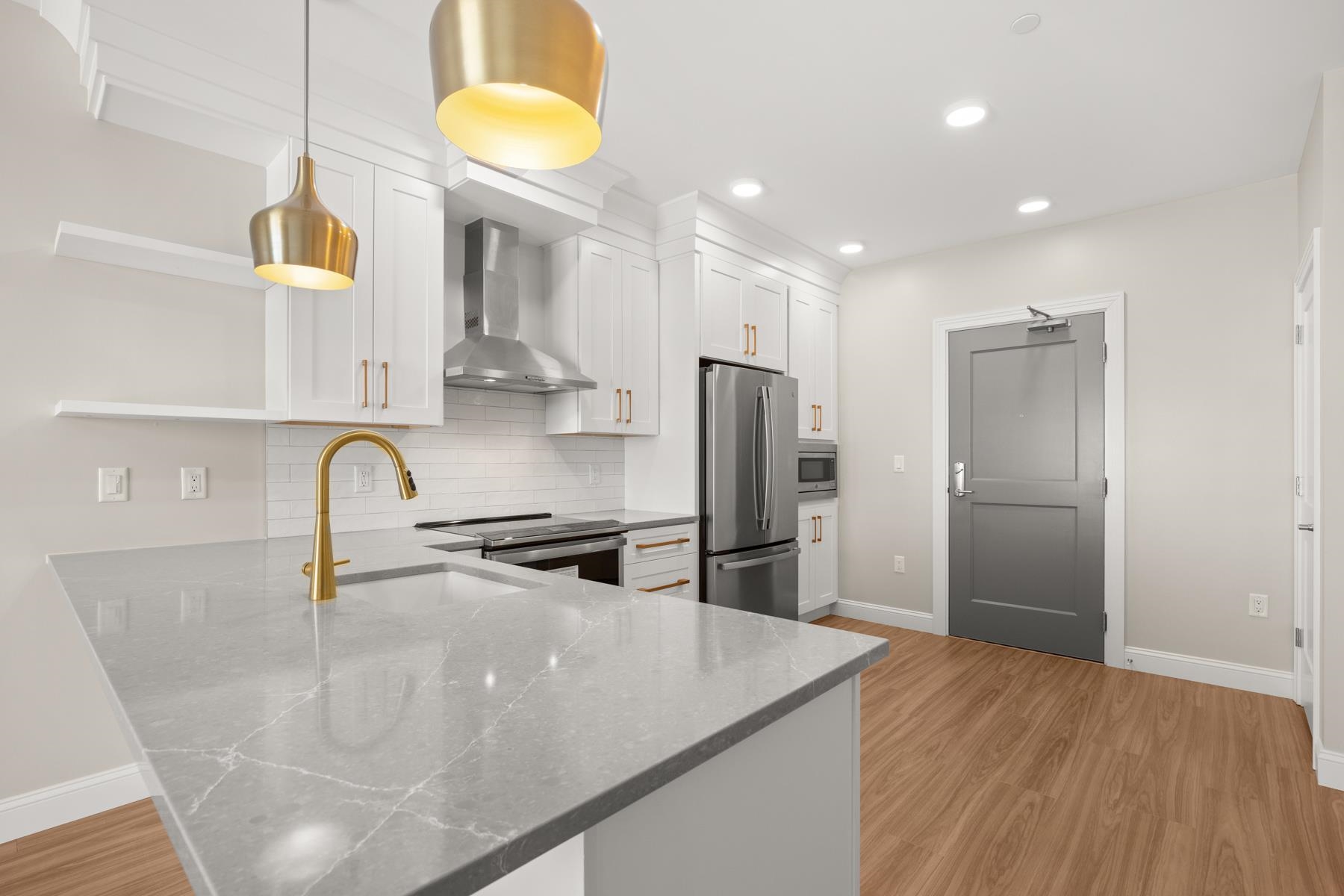 99 Foundry Place 412