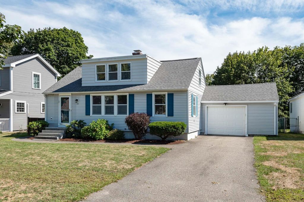 Photo of 166 Decatur Road, Portsmouth, NH 03801 (MLS # 5061334)