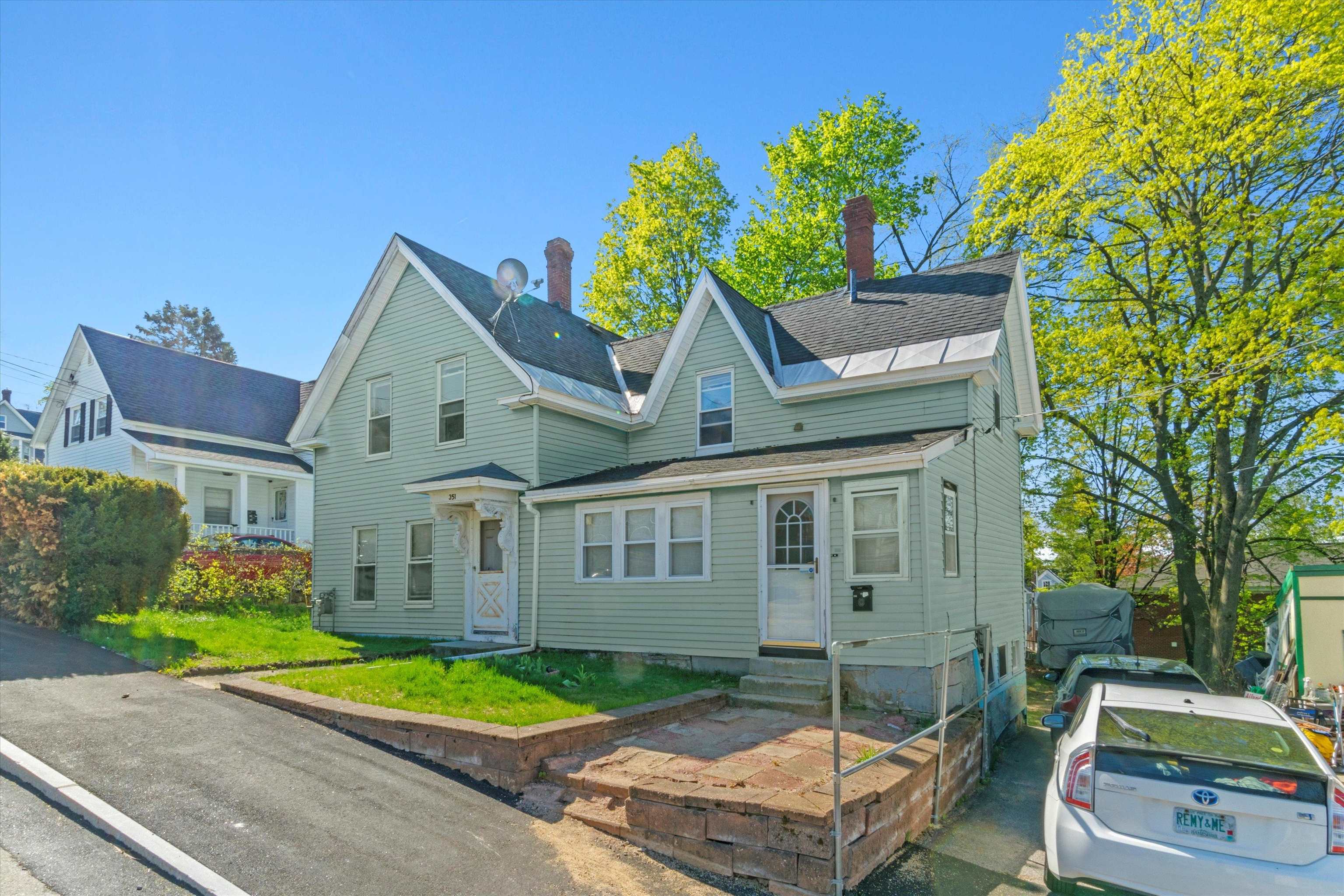 351 Laurel Street