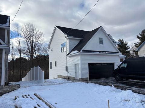 153 garvin Avenue Manchester NH 03109