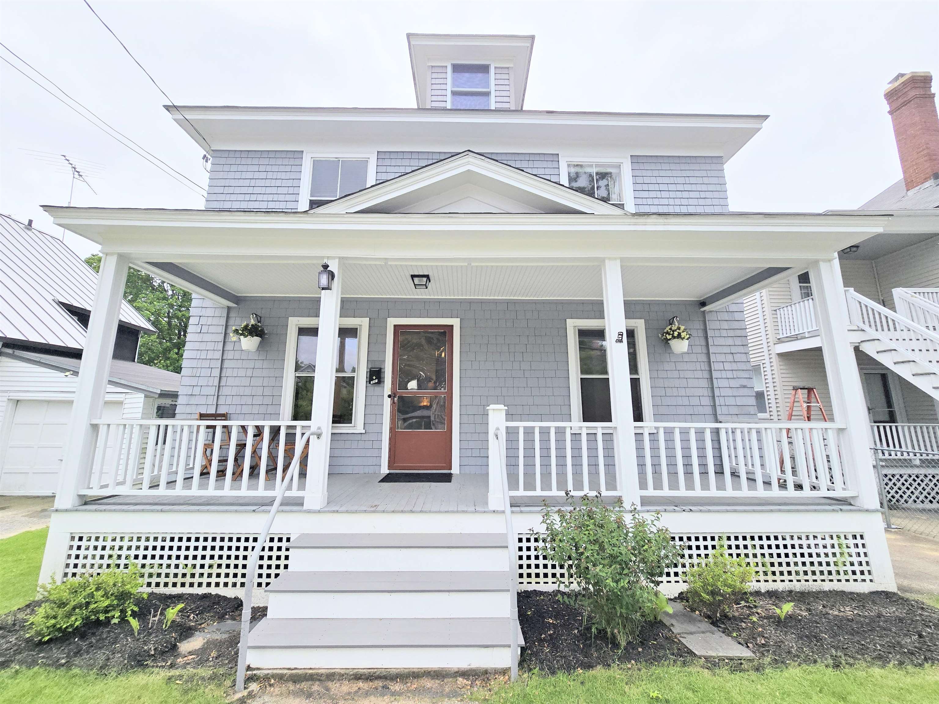 Manchester, New Hampshire 03104, United States, 4 Bedrooms Bedrooms, ,2 BathroomsBathrooms,Residential,Active,135234