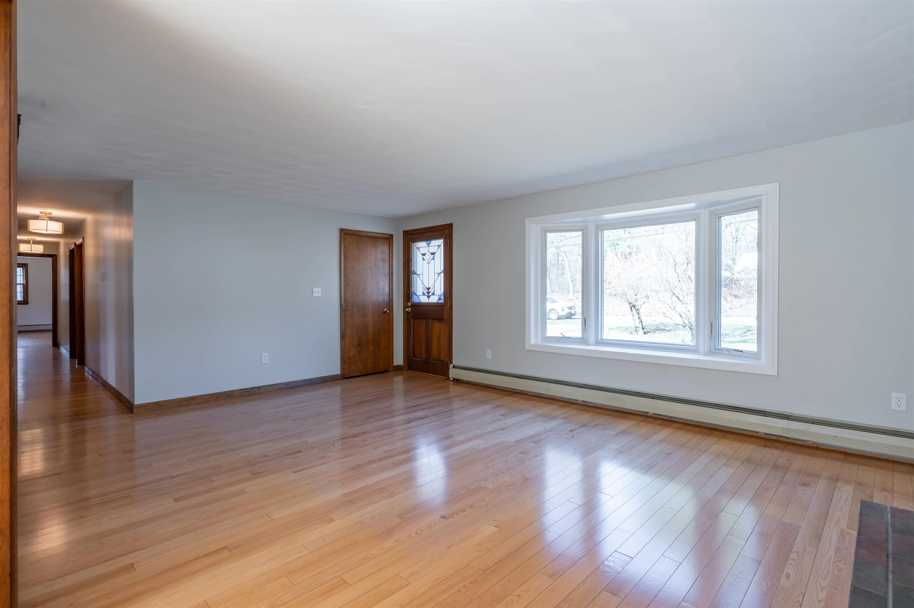 422 Main Dunstable Road