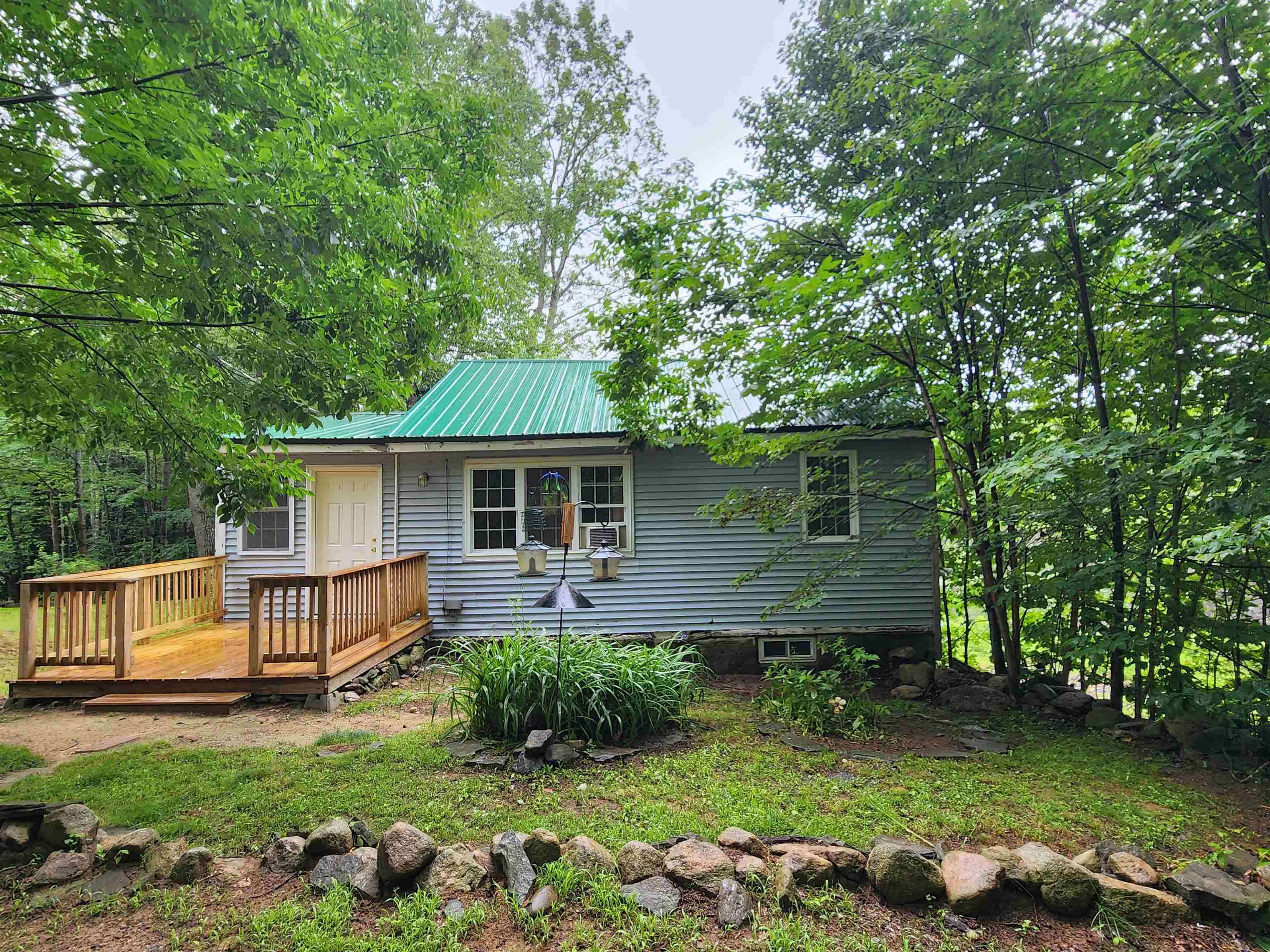 2 Brook Avenue