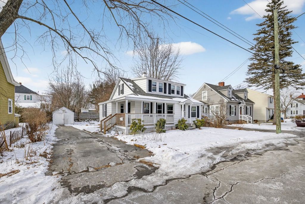 Photo of 55 S Hall Street, Manchester, NH 03103 (MLS # 5073505)