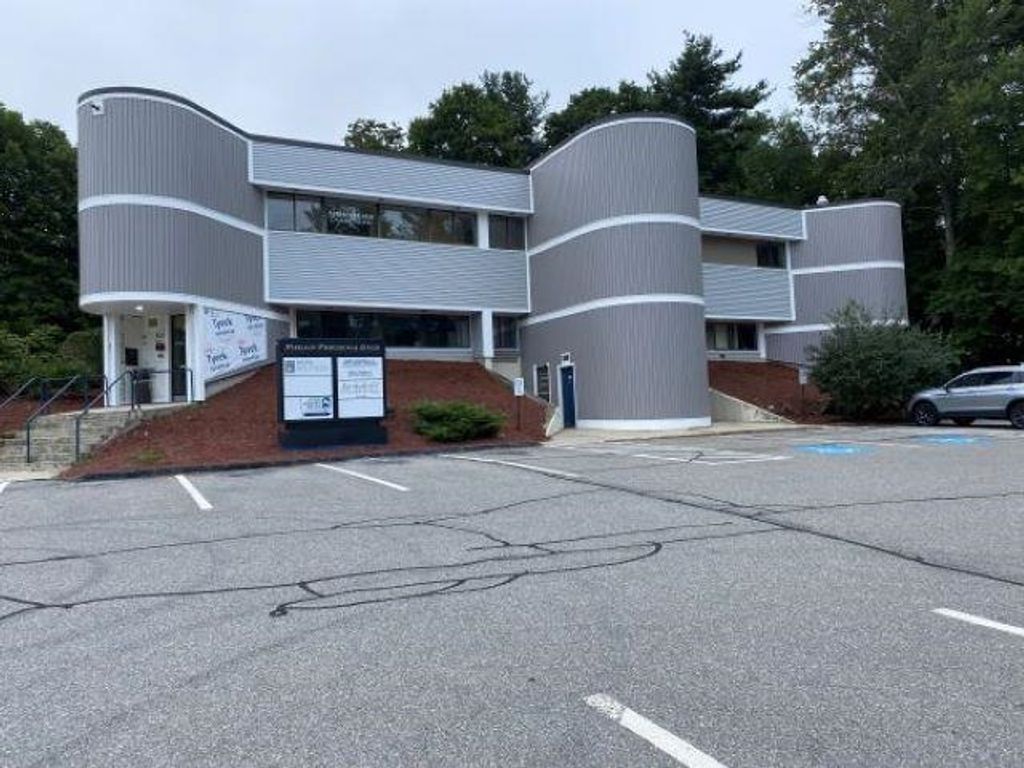 Photo of 395 Birch Street #3D, Derry, NH 03038 (MLS # 5032679)