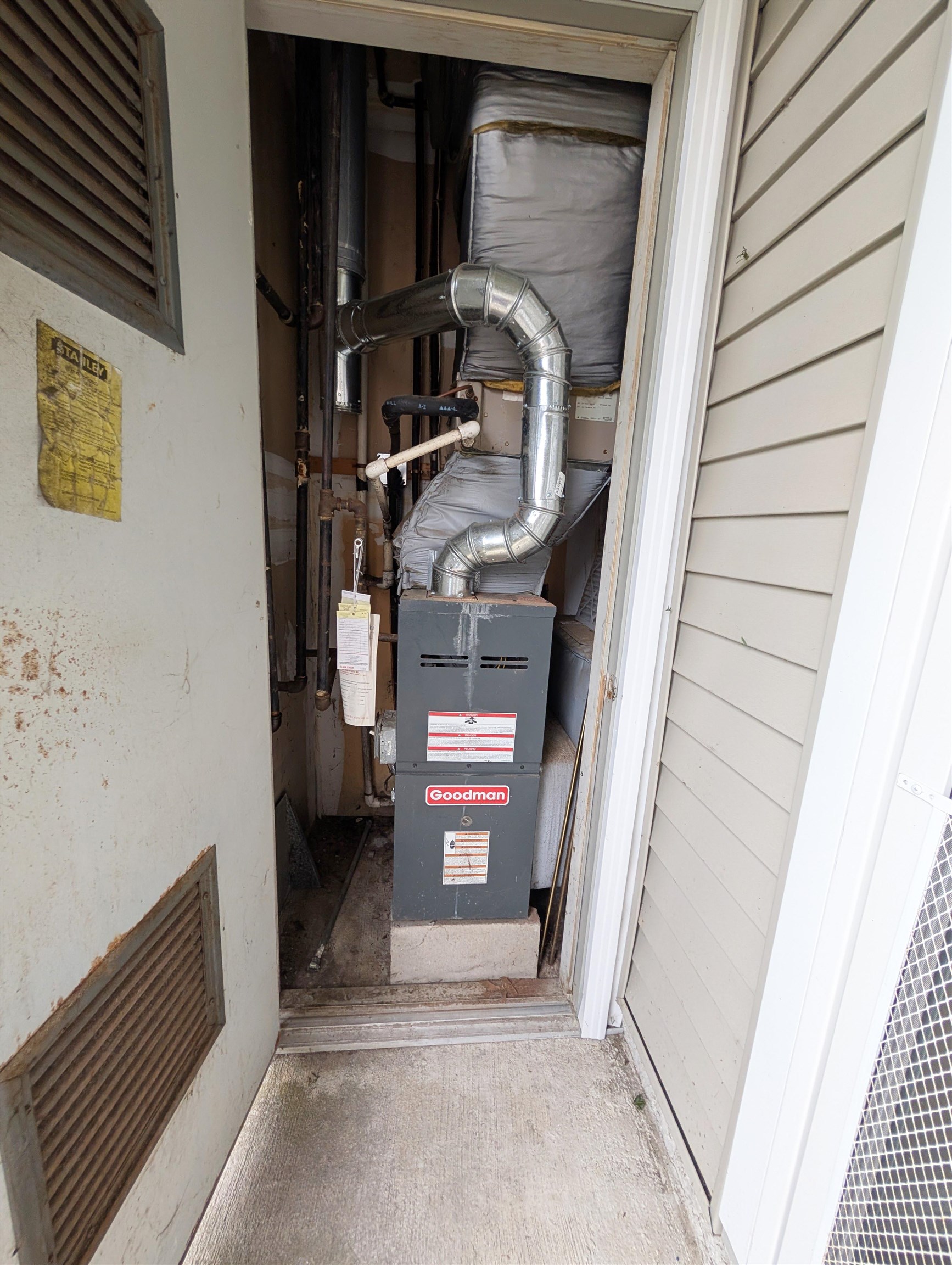 Nashua, New Hampshire 03063, United States, 1 Bedroom Bedrooms, ,1 BathroomBathrooms,Residential,Active,183743