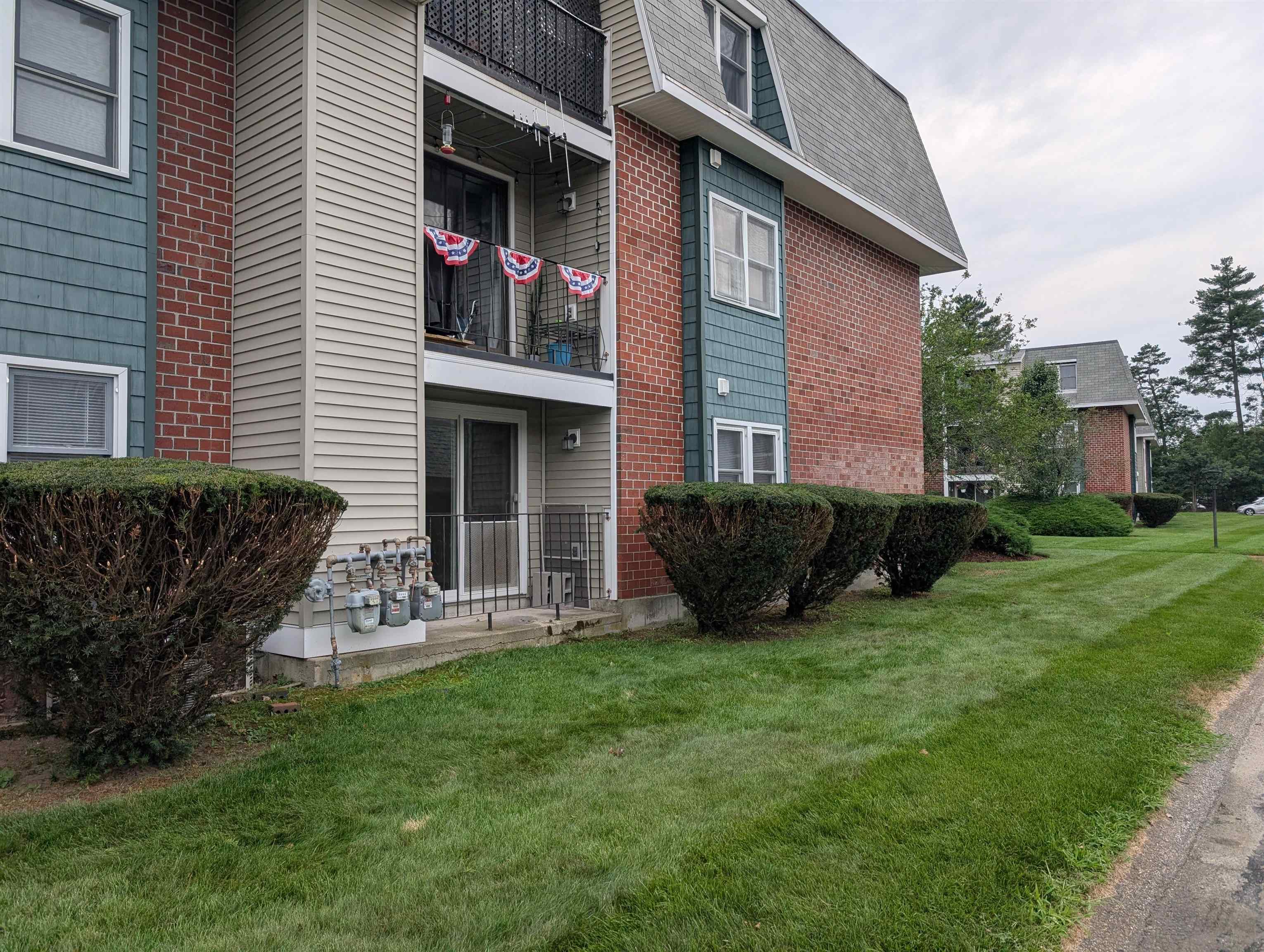 Nashua, New Hampshire 03063, United States, 1 Bedroom Bedrooms, ,1 BathroomBathrooms,Residential,Active,183743