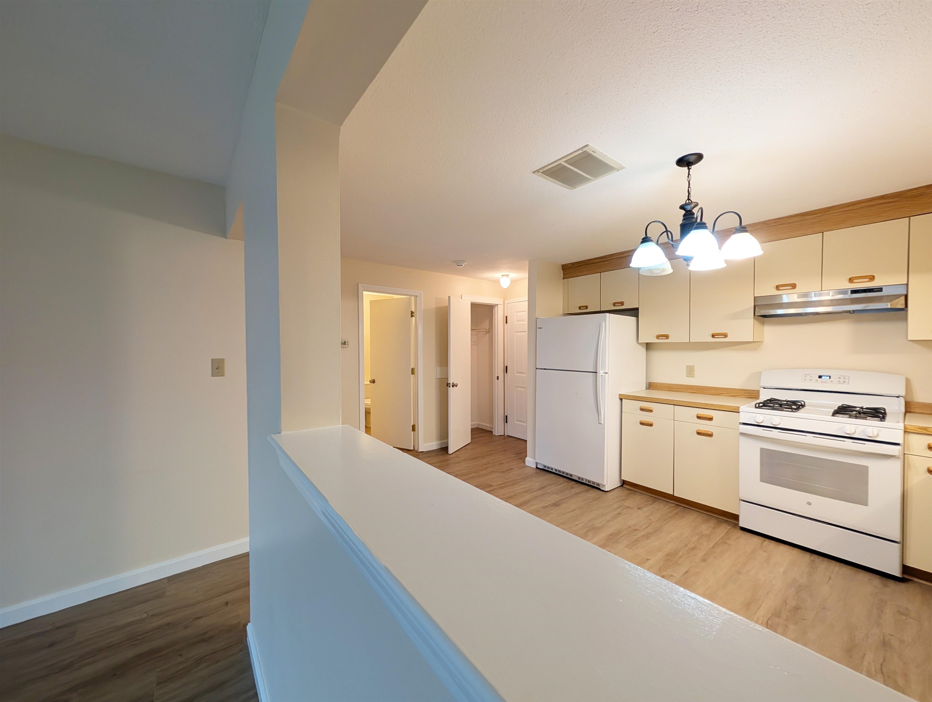 Nashua, New Hampshire 03063, United States, 1 Bedroom Bedrooms, ,1 BathroomBathrooms,Residential,Active,183743