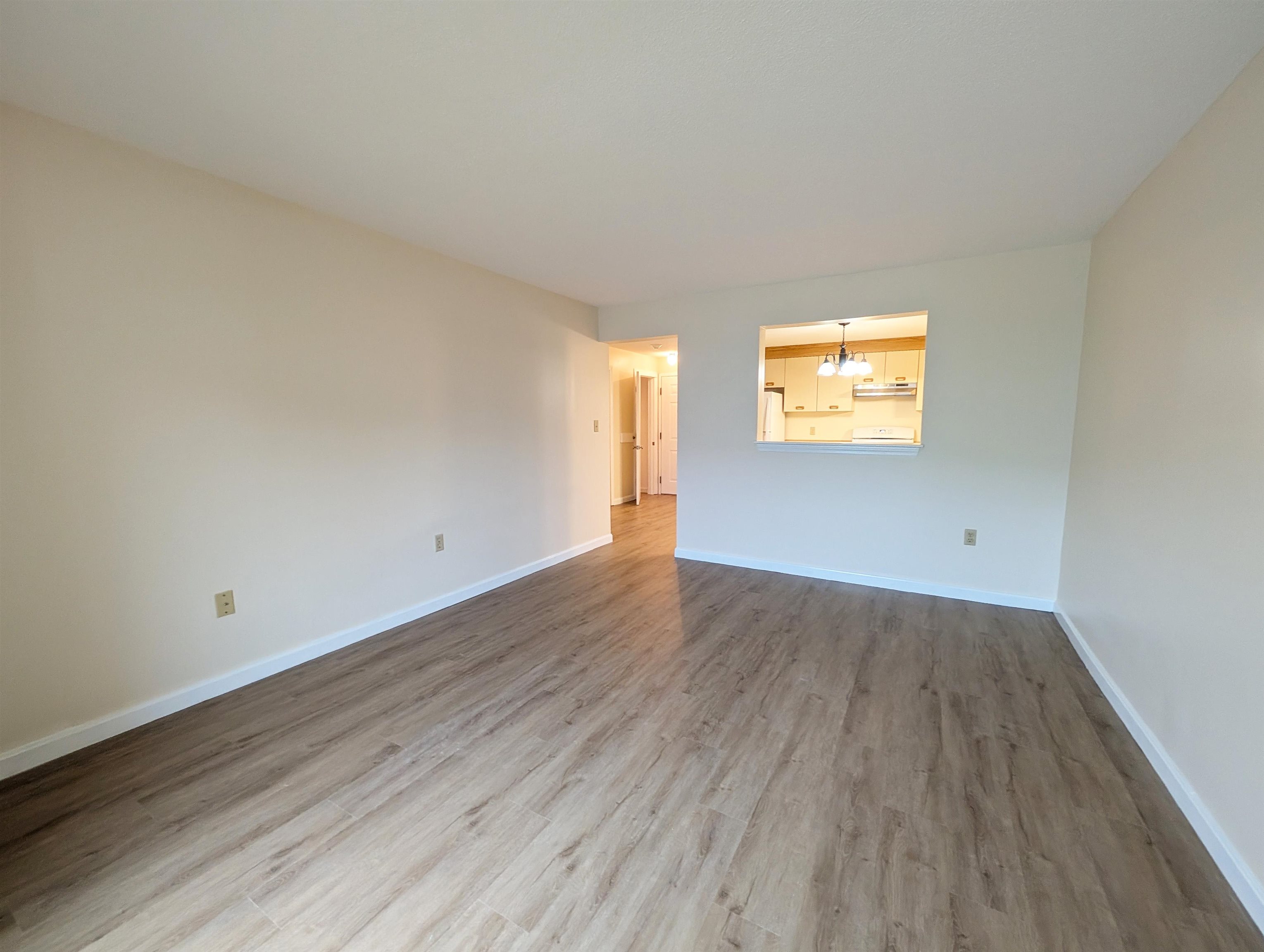 Nashua, New Hampshire 03063, United States, 1 Bedroom Bedrooms, ,1 BathroomBathrooms,Residential,Active,183743