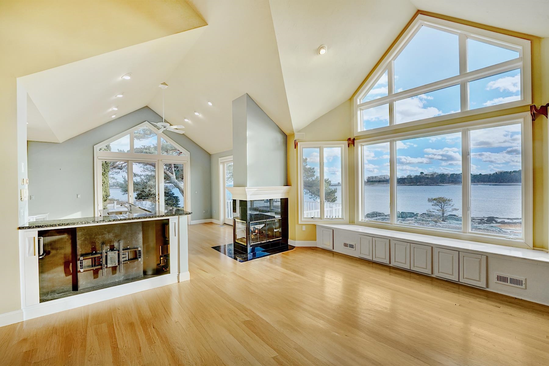 163 Little Harbor Road