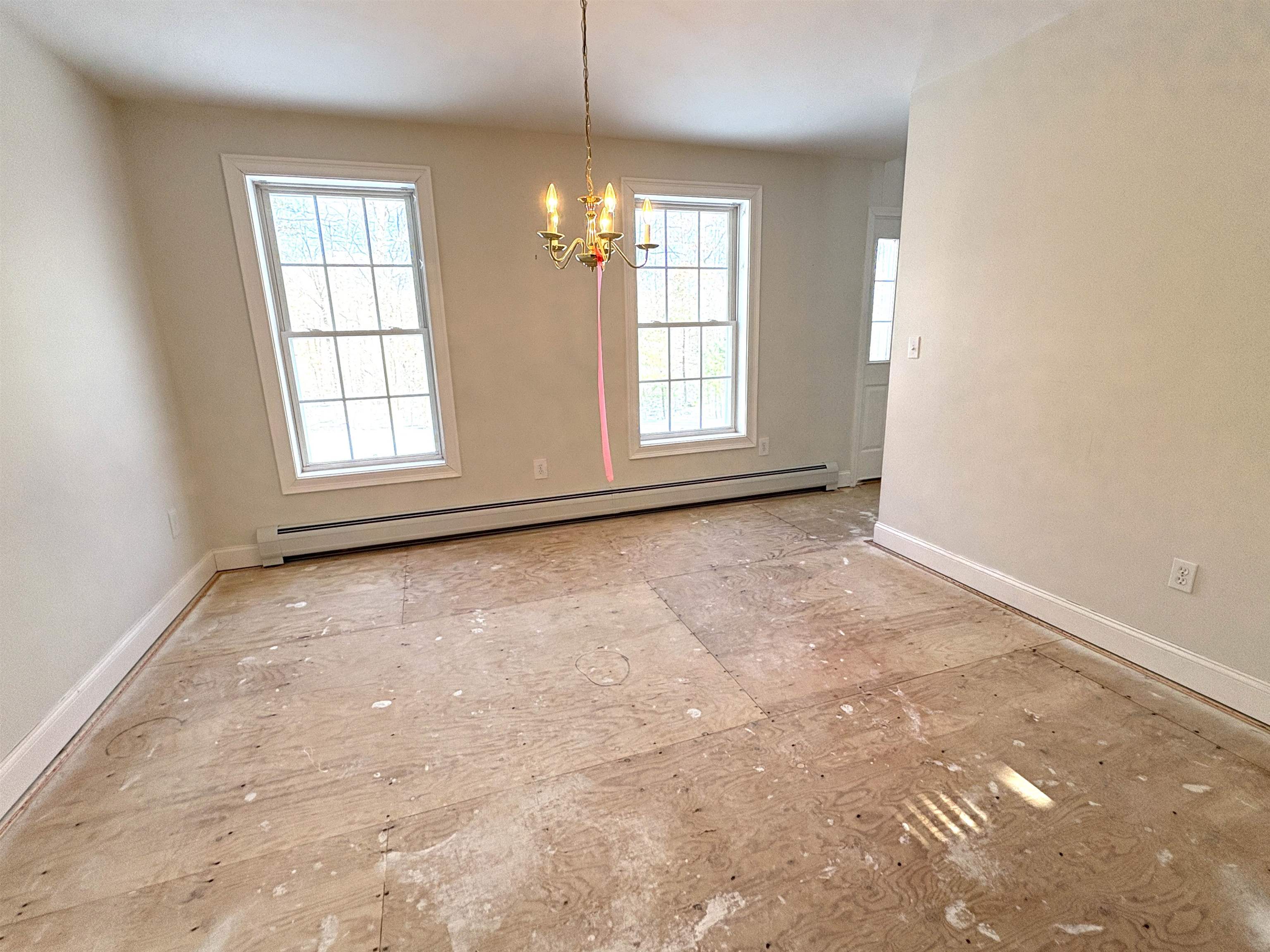 Raymond, New Hampshire 03077, United States, 3 Bedrooms Bedrooms, ,3 BathroomsBathrooms,Residential,Pending,9307