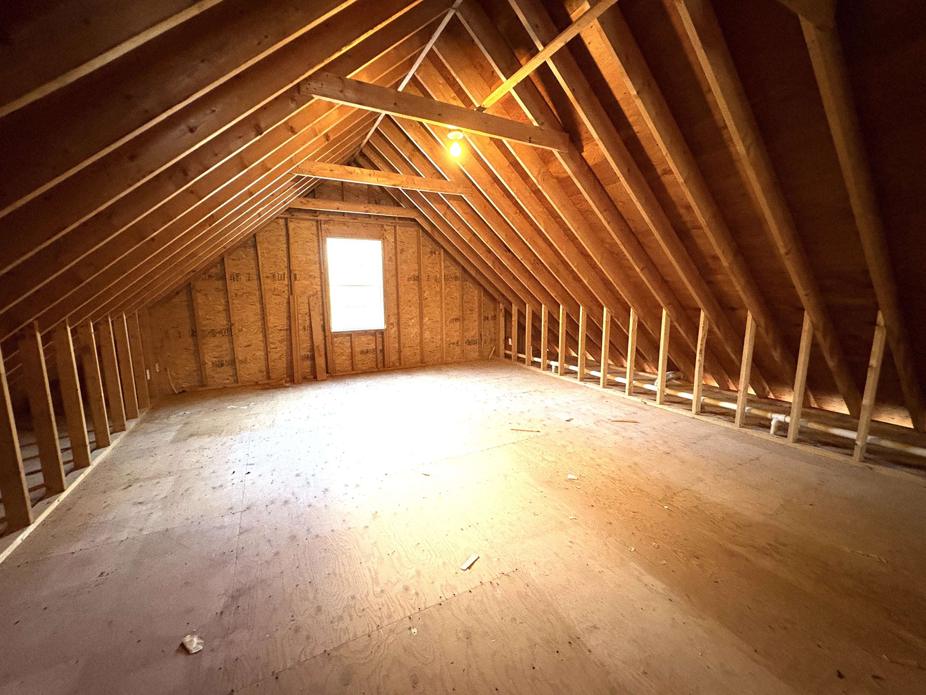 Raymond, New Hampshire 03077, United States, 3 Bedrooms Bedrooms, ,3 BathroomsBathrooms,Residential,Pending,9307