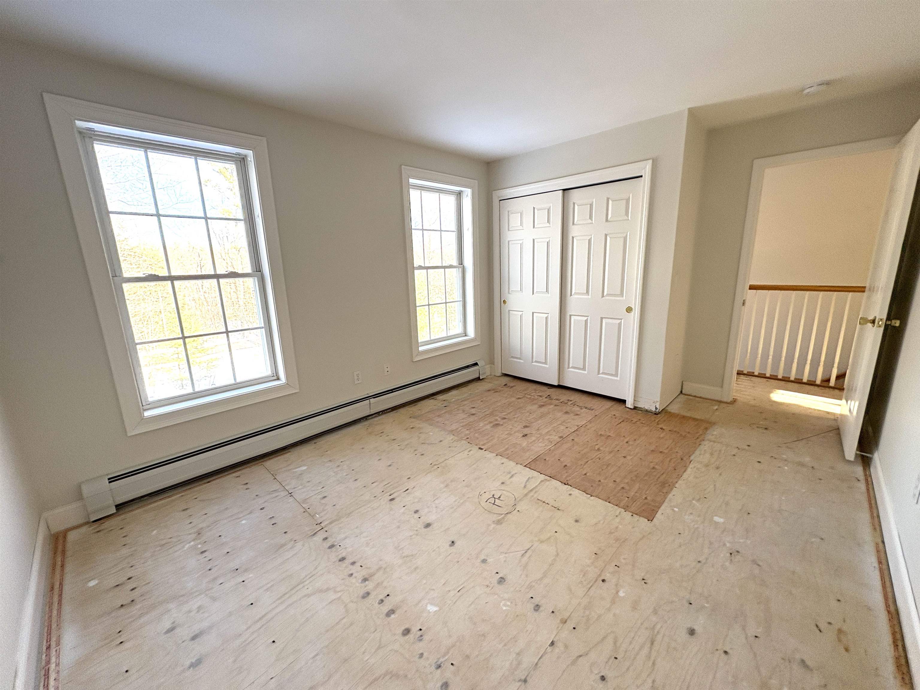 Raymond, New Hampshire 03077, United States, 3 Bedrooms Bedrooms, ,3 BathroomsBathrooms,Residential,Pending,9307