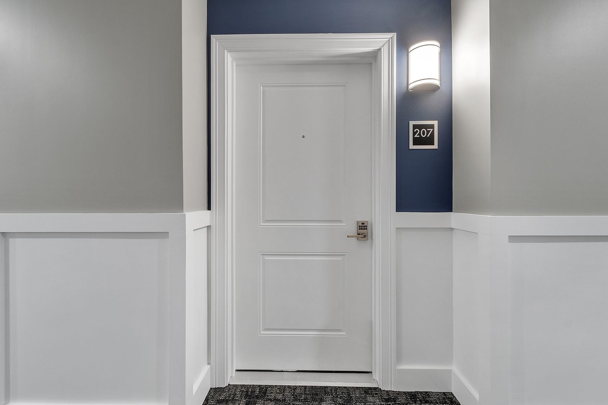 10100 S Willow Street 207