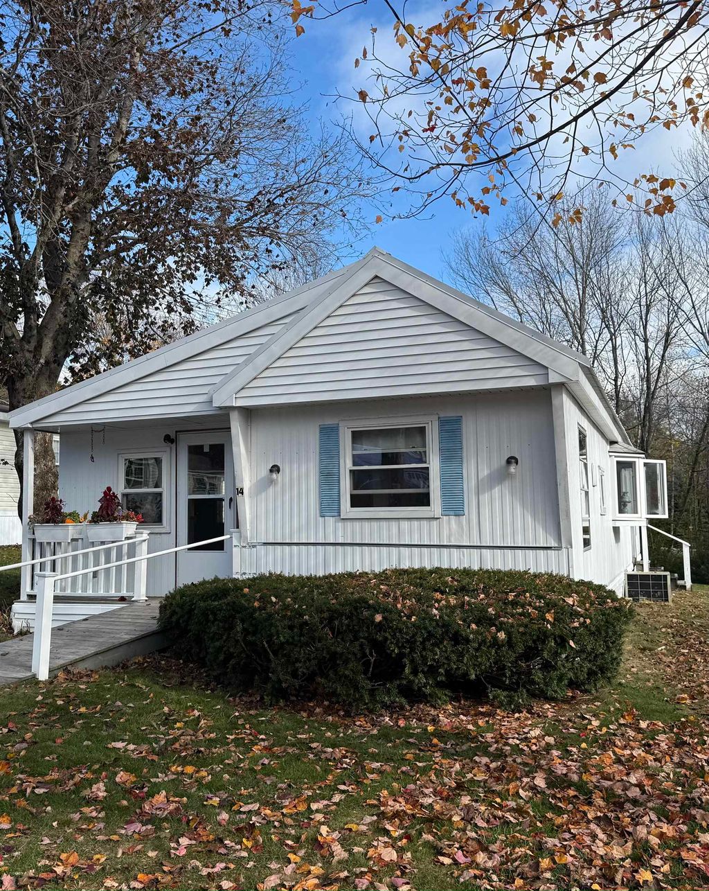 Photo of 14 Meredith Drive, Hampstead, NH 03841 (MLS # 5067467)