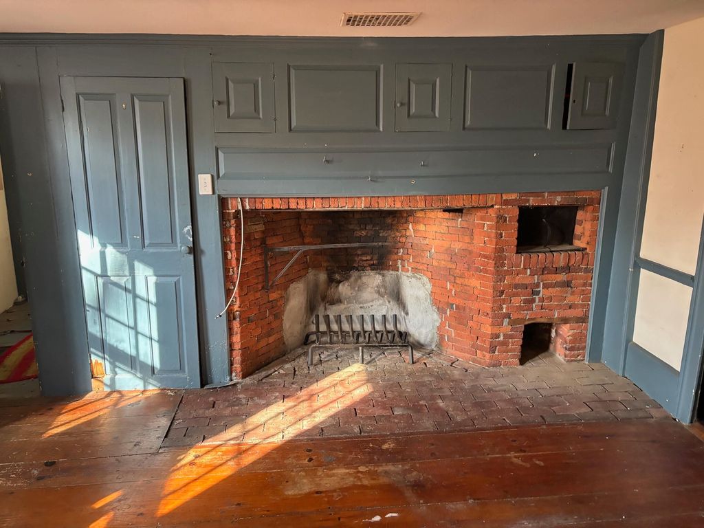 Photo of 209 Pleasant Street, Epping, NH 03042 (MLS # 5067301)