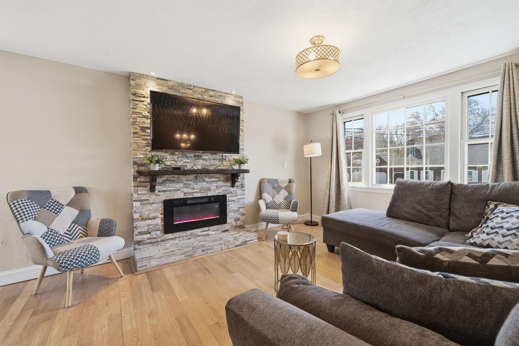Photo of 4 Percheron Circle, Nashua, NH 03062 (MLS # 5086048)