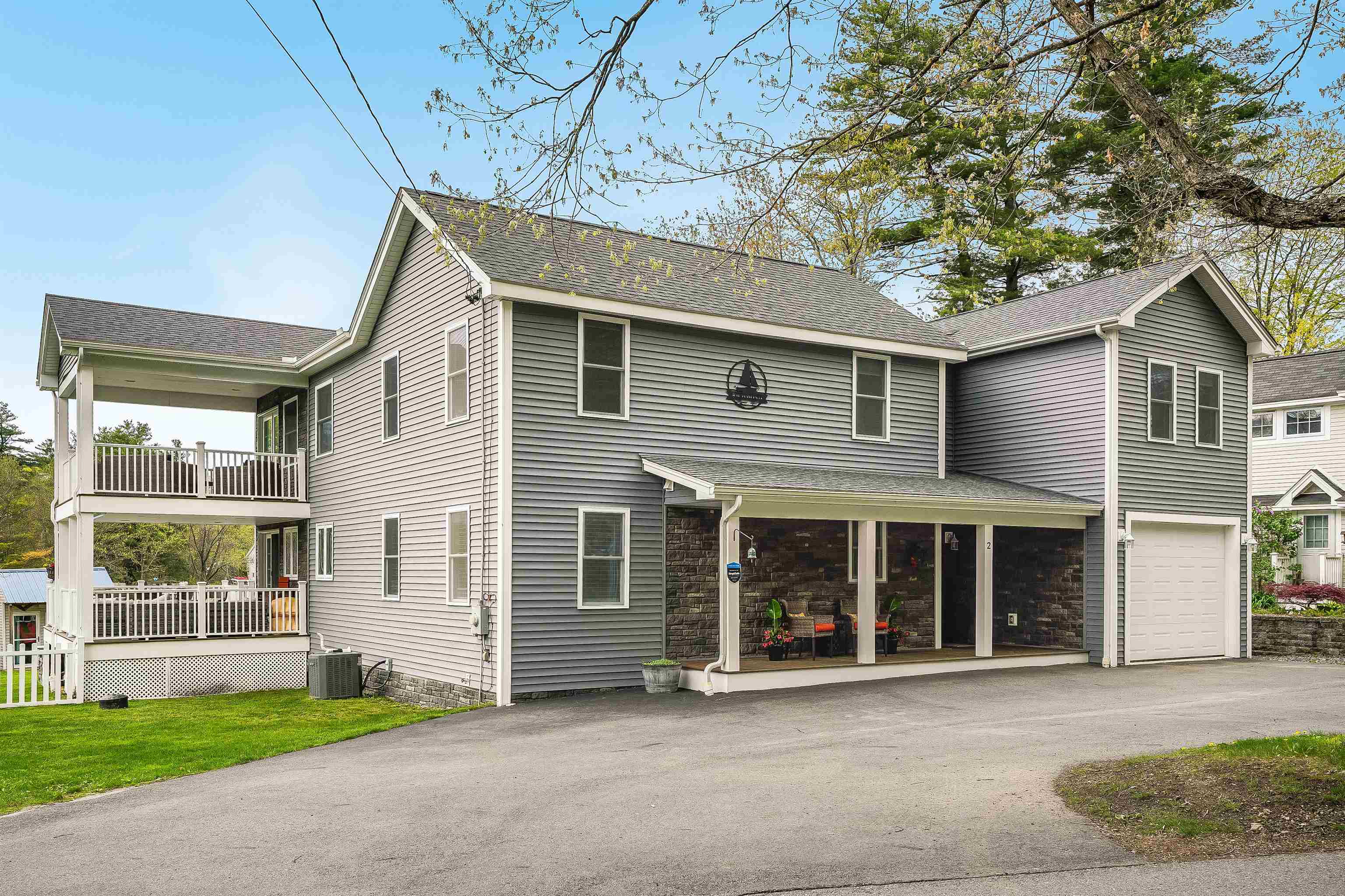 2 Coles Grove Road