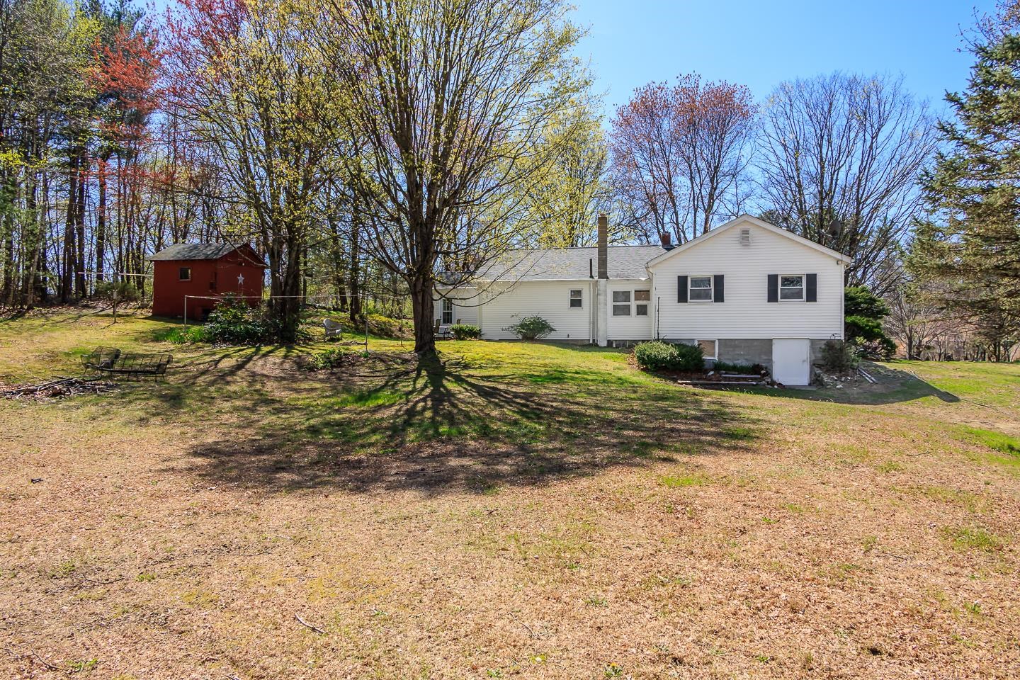 Londonderry, New Hampshire 03053, United States, 3 Bedrooms Bedrooms, ,2 BathroomsBathrooms,Residential,Active,166881