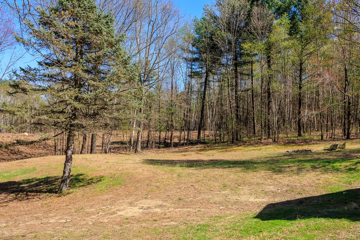 Londonderry, New Hampshire 03053, United States, 3 Bedrooms Bedrooms, ,2 BathroomsBathrooms,Residential,Active,166881