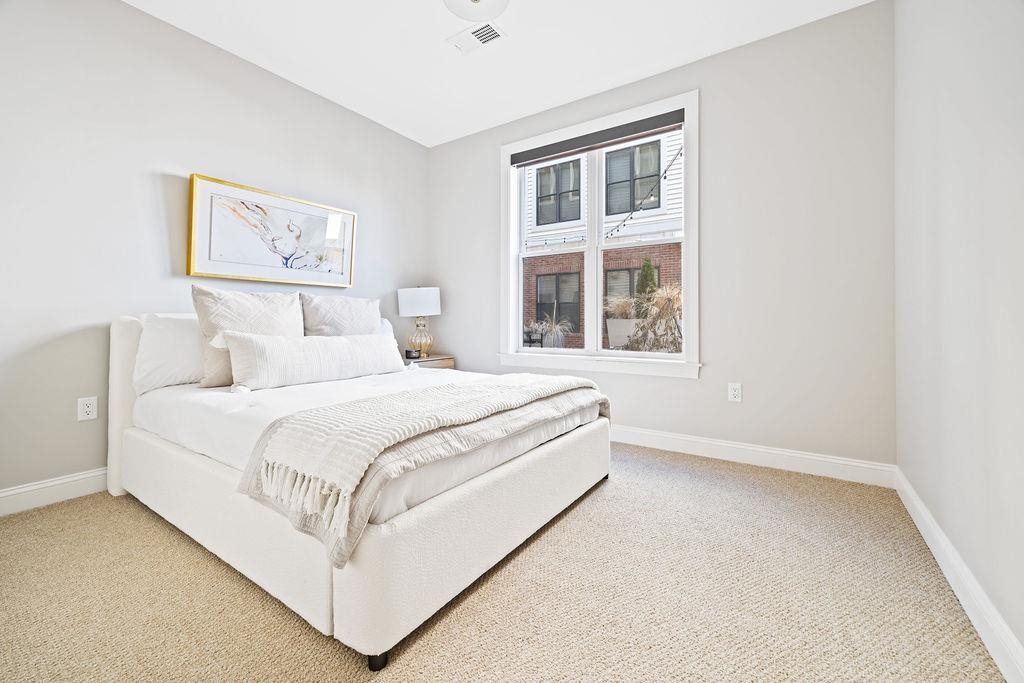 99 Foundry Place 102