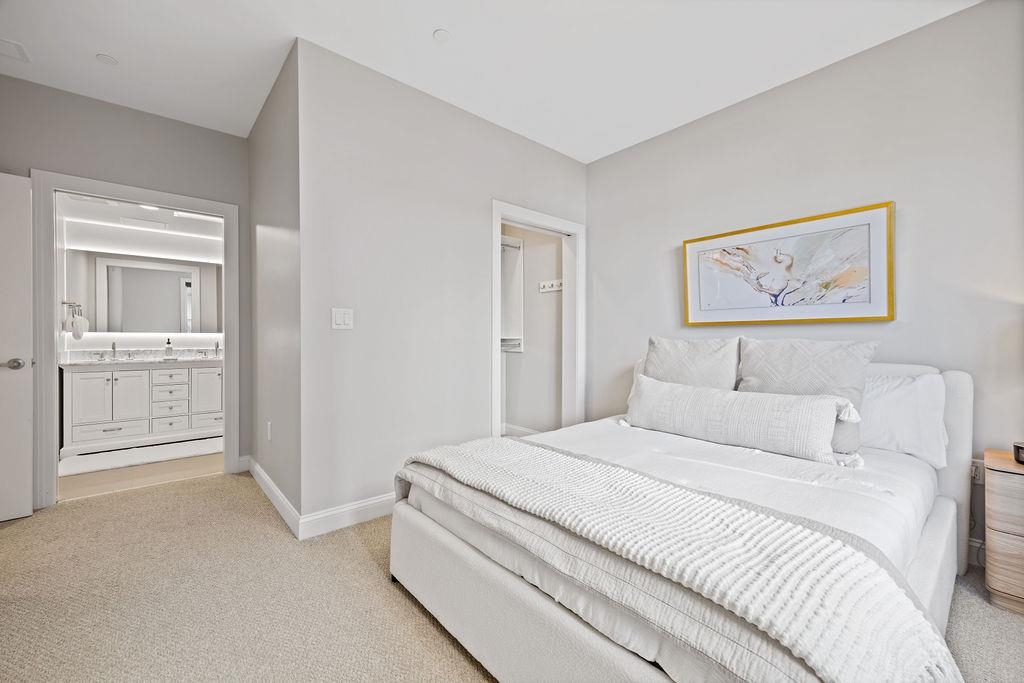 99 Foundry Place 102