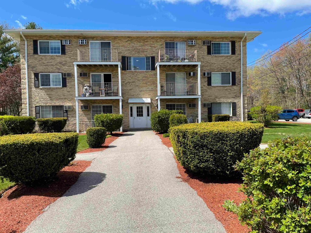 Photo of 379 Huse Road #05, Manchester, NH 03103 (MLS # 5088964)